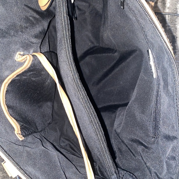 Giani Bernini's black with taupe trim triple compartment structured satchel - Picture 12 of 12